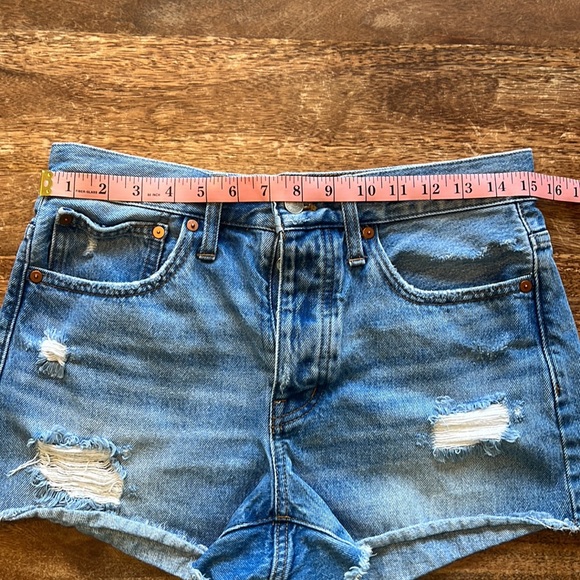 Madewell Relaxed Denim Shorts - Picture 3 of 6